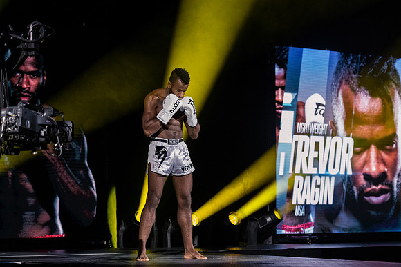 Glory1--29