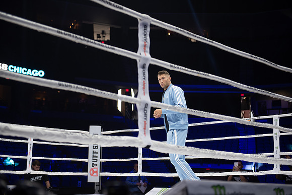 Glory1--3