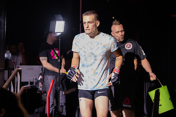 Joe_Hansen_VS_Joey Rahn-19